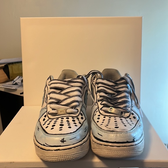 Custom Nike Air Force ones men’s size 11 cartoon blue, and white - Picture 3 of 3
